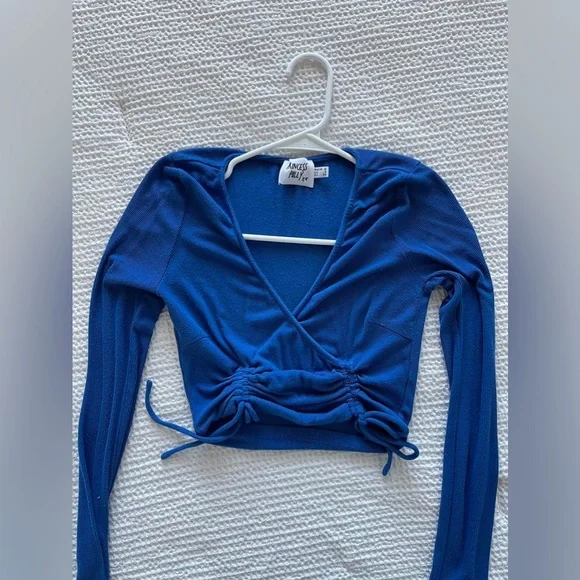 Princess Polly Blue Ribbed Faux Wrap Crop Top Long Sleeve Size 13 - Picture 3 of 4